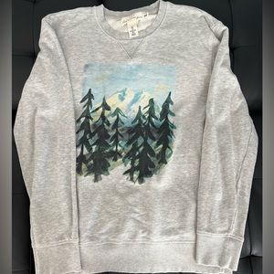 H&M men’s light gray sweater